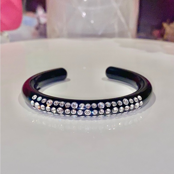 Women’s Black Acrylic Cuff Bracelet Embellished With Genuine AAA Crystals, New - Picture 8 of 13
